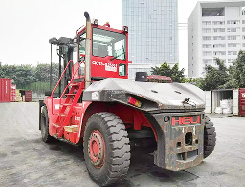 42-46吨内燃平衡重叉车租赁